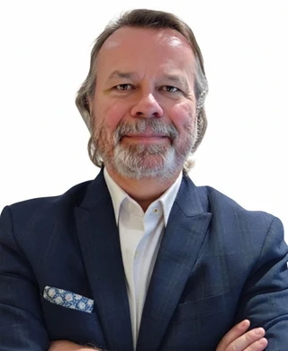 Portrait of Mike Powell