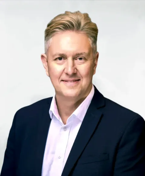 Portrait of Alex Fesiak